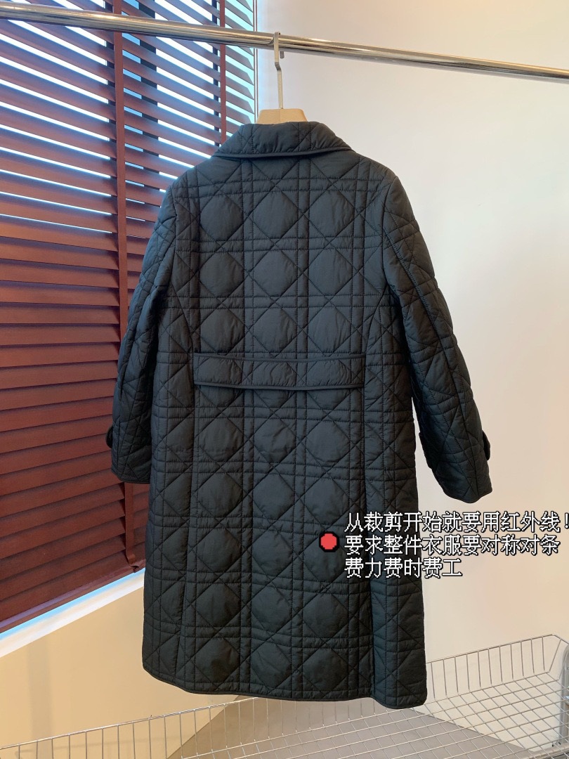 D家の牛の商品は手で位置決めして、直筒に対して痩せています。