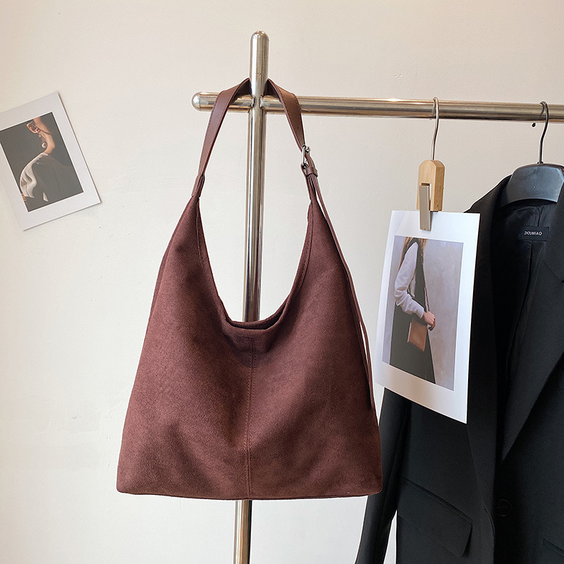 Bolso rosa coreano perezoso2024 nuevo paquete de transporte de hombro de gran capacidad suave pito