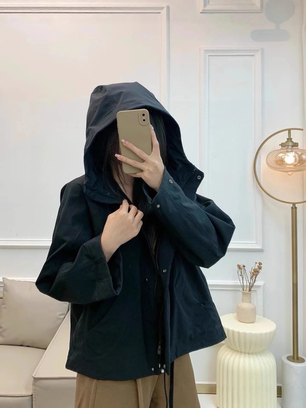 LU家同款加厚雨衣秋冬新款运动休闲百搭时尚软壳防风女士连帽加绒|undefined
