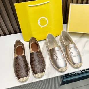 �옷����2025�����¿�O��ЬŮƽ�ב���һ�_��ƽ�וr�Џ͹ņ�ЬŮ