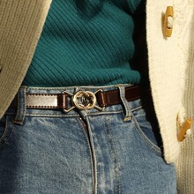 Ůʿ���{����Ƥ����r�аٴ��b���ȹ���L�����b��q������Ƥ��Ů