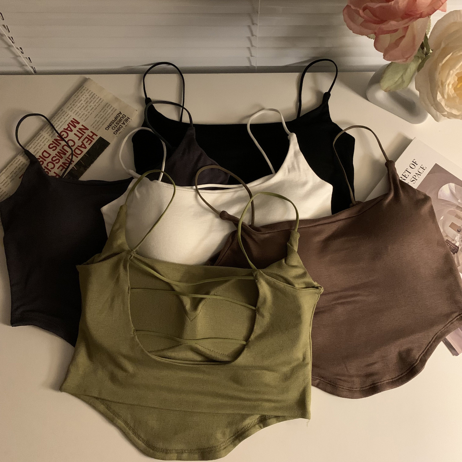 935#辣妹美背带胸垫小背心吊带女夏装紧身短款内搭打底衫无袖外穿