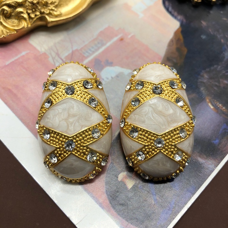 Retro Style 1 Pair Retro Geometric Alloy Plating Rhinestones Women's Ear Studs