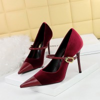 9116-1 Banquet High Heels, Thin Heels, Shallow Mouth, Pointed Xishi Suede Panel, Pointed Metal Buckle, Straight Line with Single Shoes