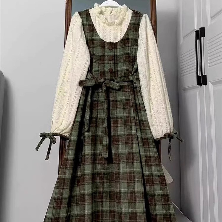 College Style Fake Two-piece Green Plaid Dress Spring and Autumn Women's 2025 New Style Long Dress for Small Men College Style Fake Two-piece Green Plaid Dress Spring and Autumn Women's 2025 New Style Long Dress for Small Men
