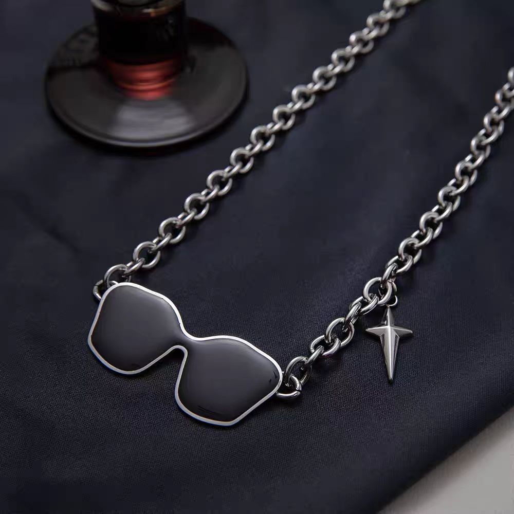 Star, Glasses Pattern Hip-Hop Star Glasses Titanium Steel Polishing Unisex Necklace Men Pendant Necklaces