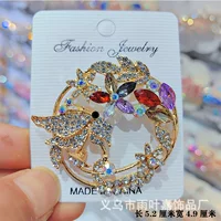 Новая бабочка полная бриллиантовая брошь леди роскошный атмосферный корсак изысканный дикий жемчужный аксессуар осенью и зимой роскошная одежда