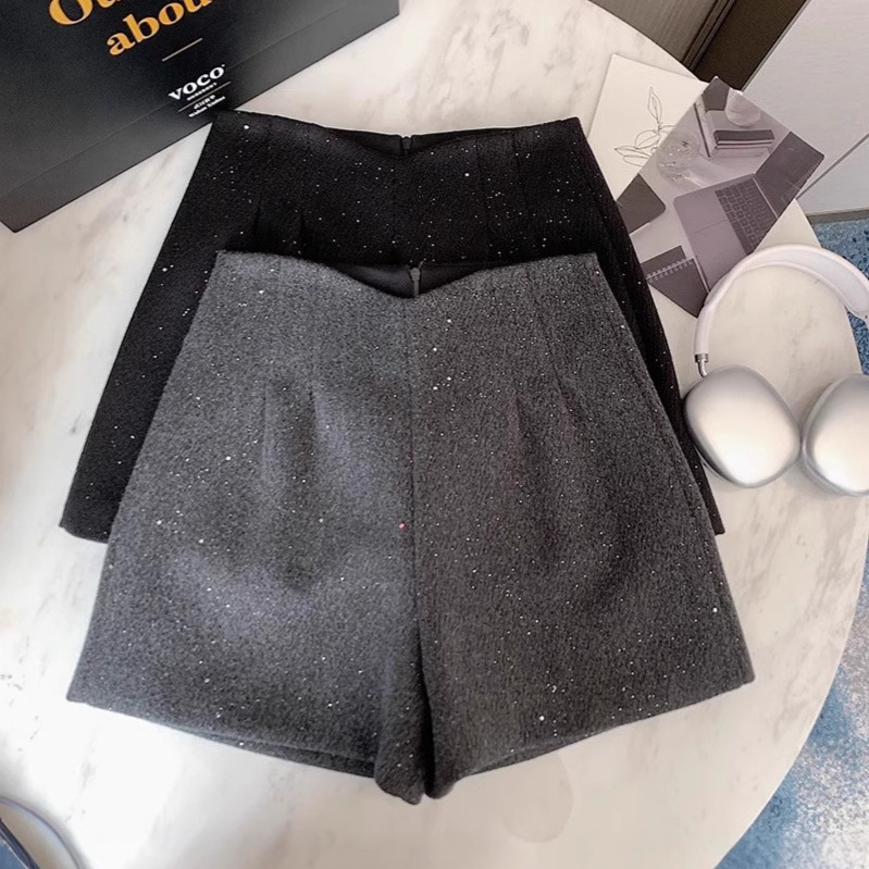 Sparkling Sequin Woolen Shorts for Women, Autumn and Winter 2026 New Style, High-Waisted, Slimming Wide-Leg Pants to Wear with Boots Sparkling Sequin Woolen Shorts for Women, Autumn and Winter 2026 New Style, High-Waisted, Slimming Wide-Leg Pants to Wear with Boots