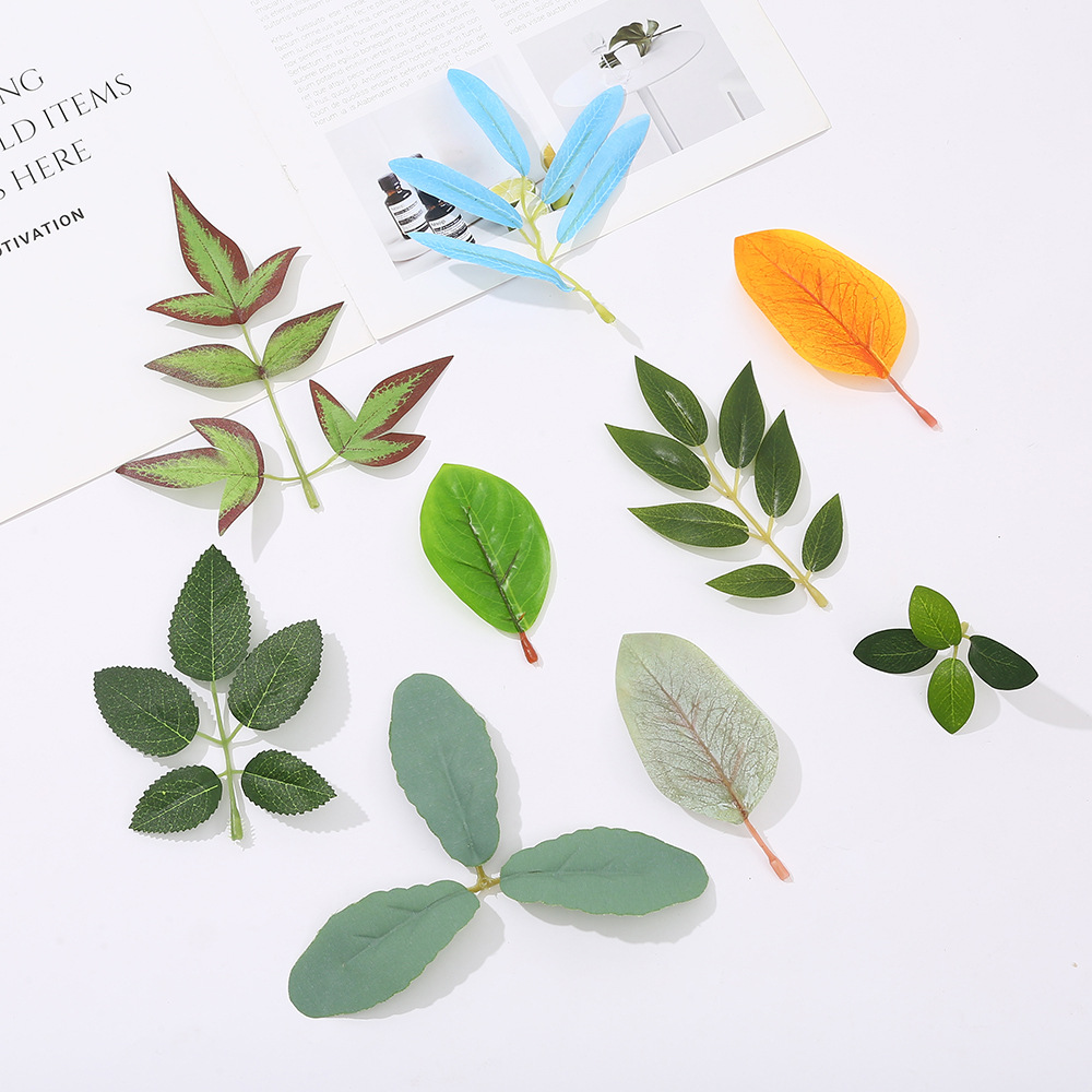 Cross-border hot-selling artificial green plants, spot wholesale, home living room decoration, artificial plants, wedding artificial accessories materials