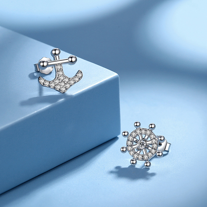 Creativo de plata esterlina timón pendientes S925 diamante completo timón asimétrico estilo coreano pendientes ins estilo mismo estilo