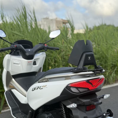 Support for Non-Destructive Installation, Motorcycle tail