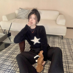 黑色星星水貂绒套头毛衣女秋冬内搭打底衫冬季软糯短款针织衫上衣