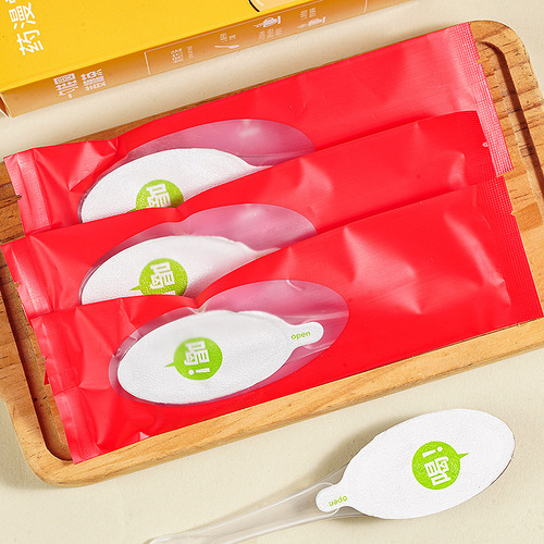 A spoon of ginger jujube paste, black sugar hwai jiang tang guo gui wolfberry ginger sugar tea, brown sugar ginger jujube tea, motherwort ointment.