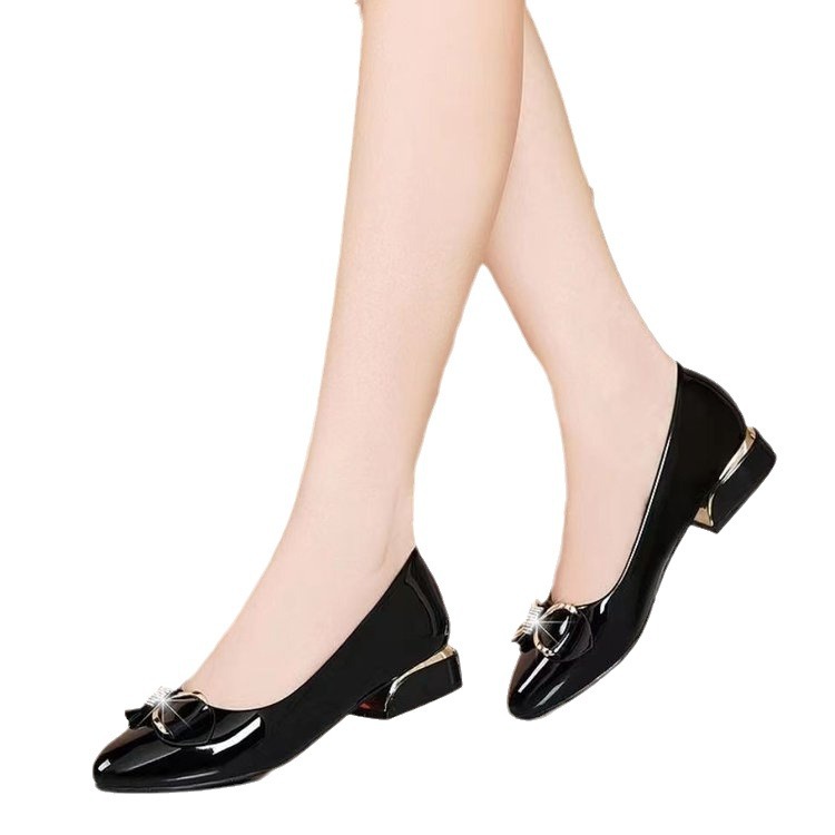 Mamá zapatos de cuero suave, zapatos casuales de primavera para mujeres, zapatos de mujer de mediana edad, zapatos de cuero suave