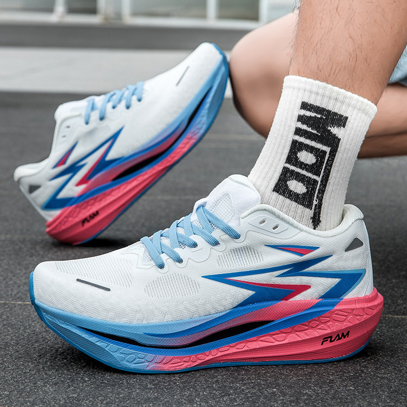 Student Boys' Ultra-Light Running Shoes, Professional Carbon Plate Running Shoes, Youth Professional Racing Shock-Absorbing Sports Running Shoes for Older Children Student Boys' Ultra-Light Running Shoes, Professional Carbon Plate Running Shoes, Youth Professional Racing Shock-Absorbing Sports Running Shoes for Older Children