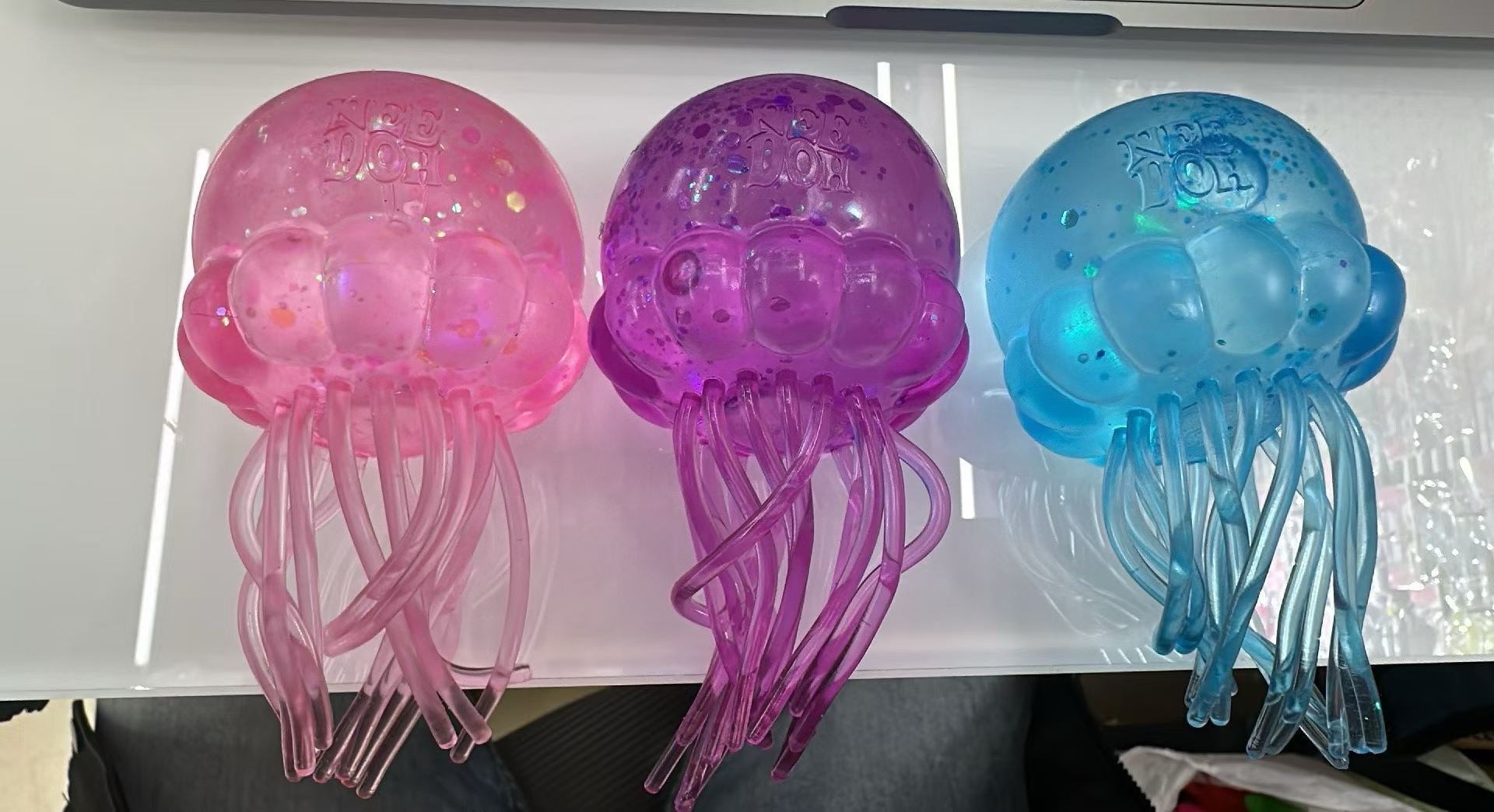 Ventas transfronterizas calientes nuevos bolos de pan descomprimir pellizco pellizco de pan reducción de presión juguetes creativos expresiones caja ciega bolsa de jaula image 11
