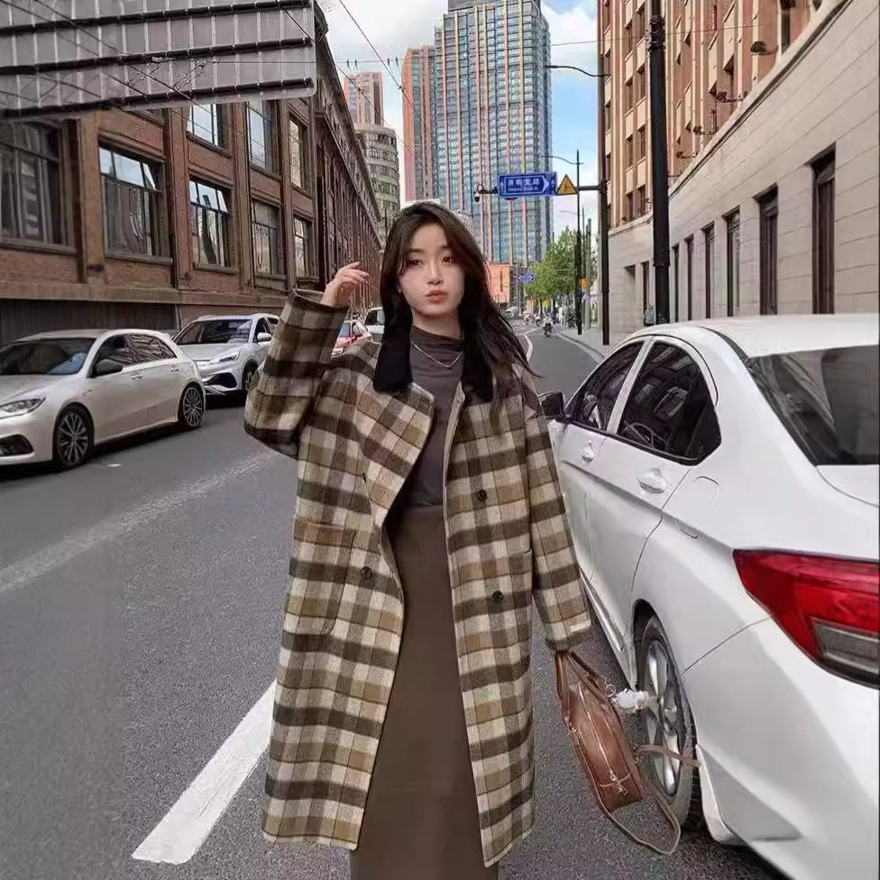 2024 New Korean Plaid Slim Fit and Versatile Double-Sided Woolen Cashmere Women's Coat with Light and Luxurious Style