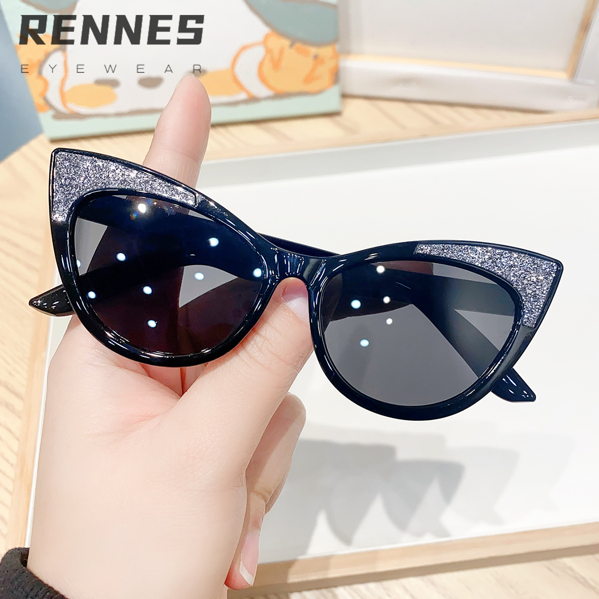 Nuevas gafas de sol de orejas de gato finas y brillantes para niños transfronterizos, color caramelo, gafas de sol al aire libre para bebés lindos