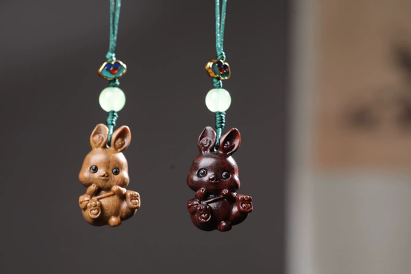 110【Mobile phone chain】Backpack Rabbit