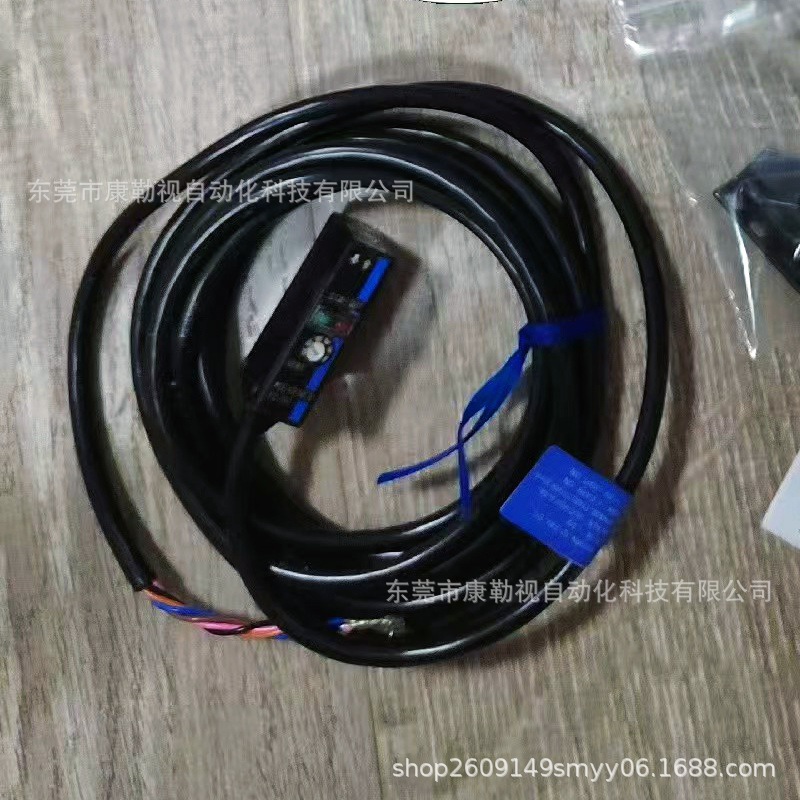 KEYENCE基恩士光电传感器PZ-101全新原装正品实物拍摄议价出售