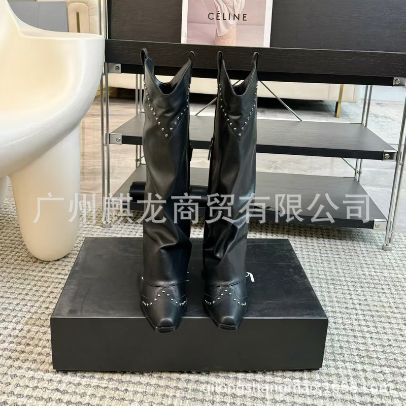 小众2025秋冬复古真皮尖头铆钉裤管靴粗跟侧拉链西部牛仔靴筒长靴|undefined