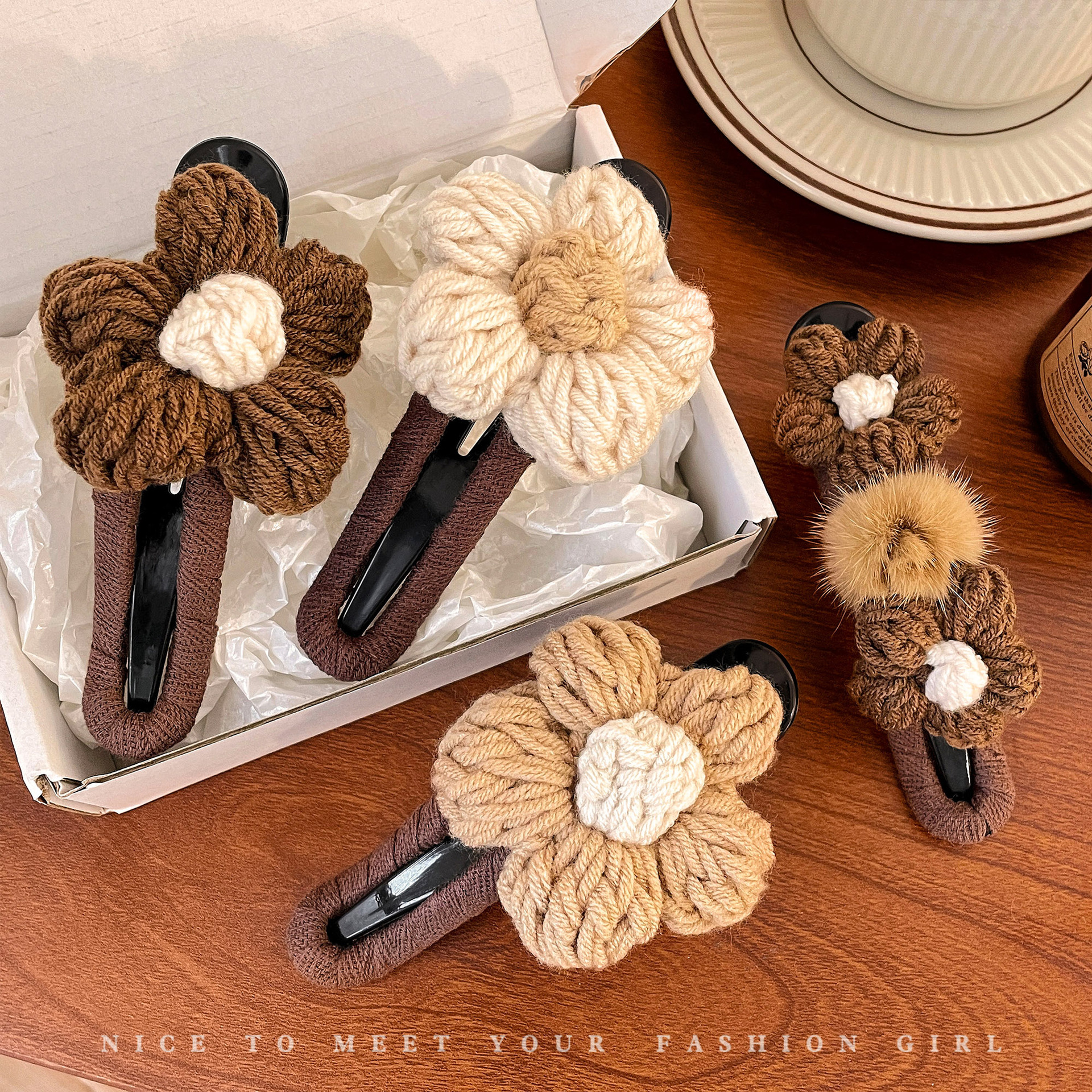 Flores de cabello de cabello de cabello de pato de cabello de tiburón de tamaño grande para mujeres alternativas seguras después del otoño y el invierno de la cabeza de cabello de captura de palabras