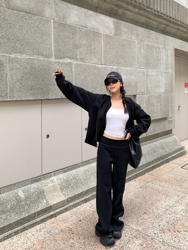 SUNONEONE 灰色美式短款运动卫衣套装女秋季新款休闲外套卫裤短裤|undefined