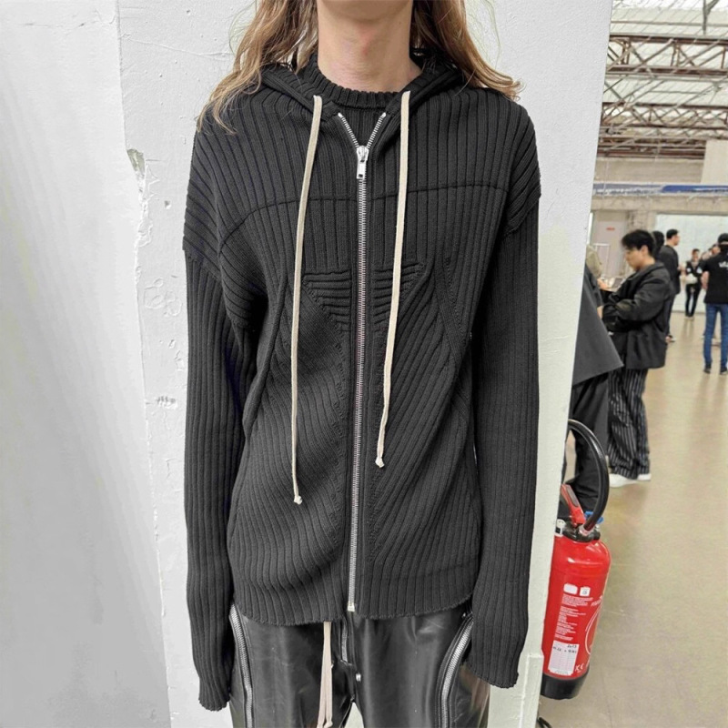 High Version Ro Style Niche Dark Spiral Cotton Zipper Knitted Drawstring Men's and Women's Sweater Cardigan Jacket Jacket High Version Ro Style Niche Dark Spiral Cotton Zipper Knitted Drawstring Men's and Women's Sweater Cardigan Jacket Jacket