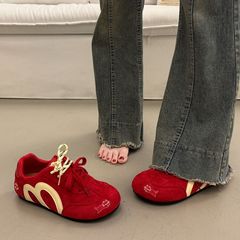 丑萌百搭小众厚底板鞋女秋德训阿甘鞋2025新款轻便休闲运动面包鞋