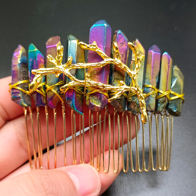 여러 가지 빛깔의 크리스탈 + 황금 머리 빗 황금 가지