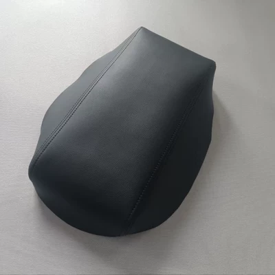 Central Armrest Leather Protective Cover – Sürətlər qutusu və əl tormozu başlıqları