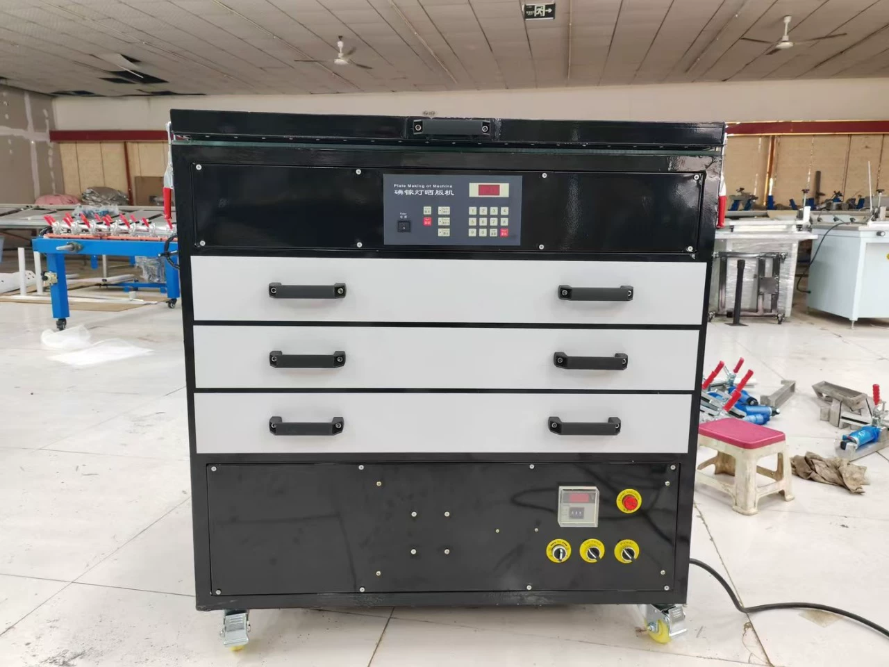 Готовая к печати и запеканию машина «все в одном» от производителя, печь для трафаретной печати, светодиодная машина для экспонирования трафаретной печати, небольшое оборудование для трафаретной печати