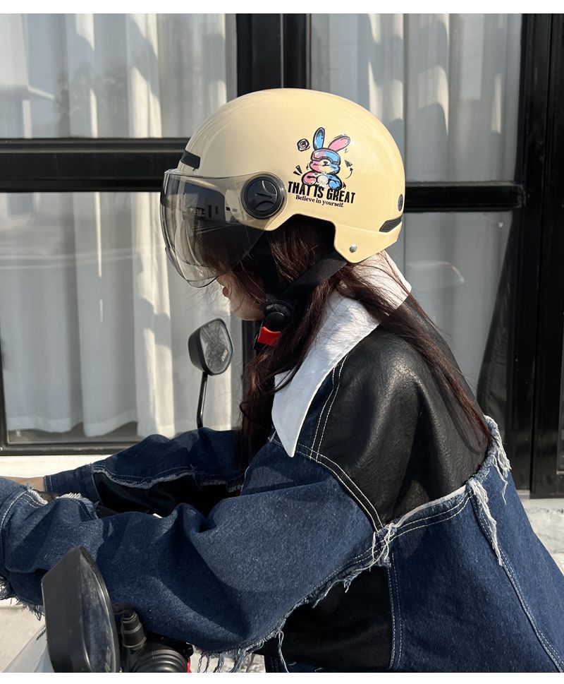 New National Standard 3C Certified Helmet Electric Motorcycle Half Helmet