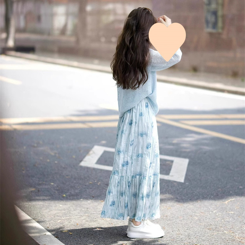 早秋韩系小个子多巴胺减龄浅蓝色针织镂空毛衣碎花半身裙两件套装|undefined