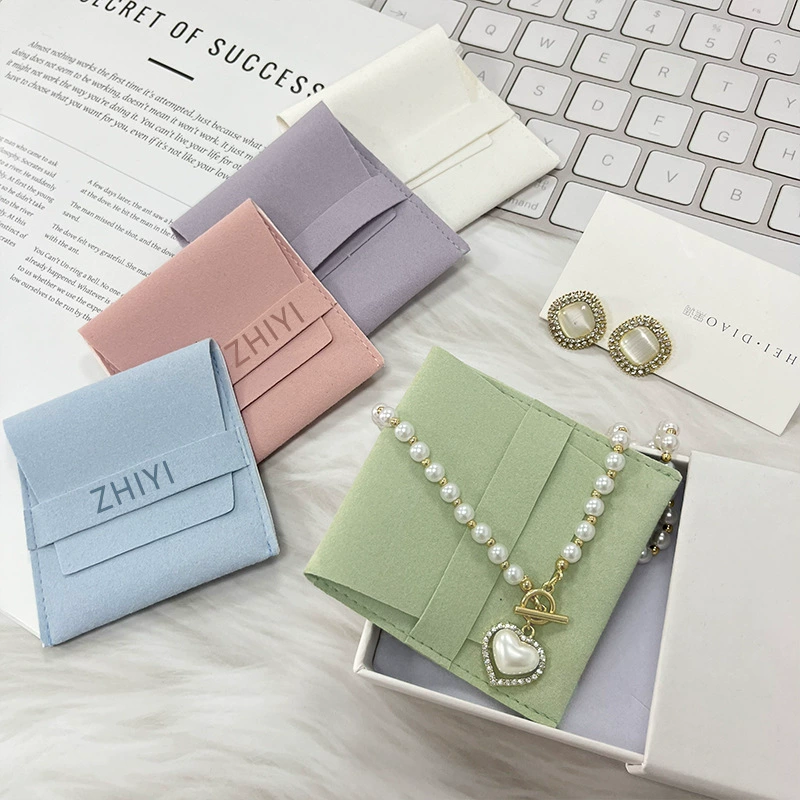 Faux Leather Necklace Jewelry Ring 8*8cm from Yomiego