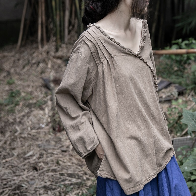 The mountain of one spring and autumn retro design organ pleat tshirt cotton and linen loose thin V-collar lace top