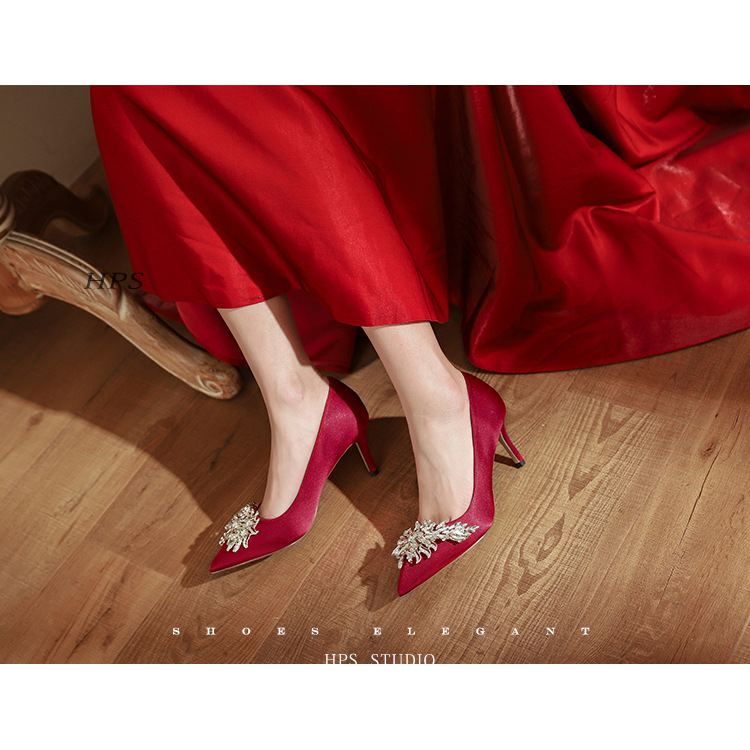 Women's Elegant Solid Color Point Toe Pumps display picture 14