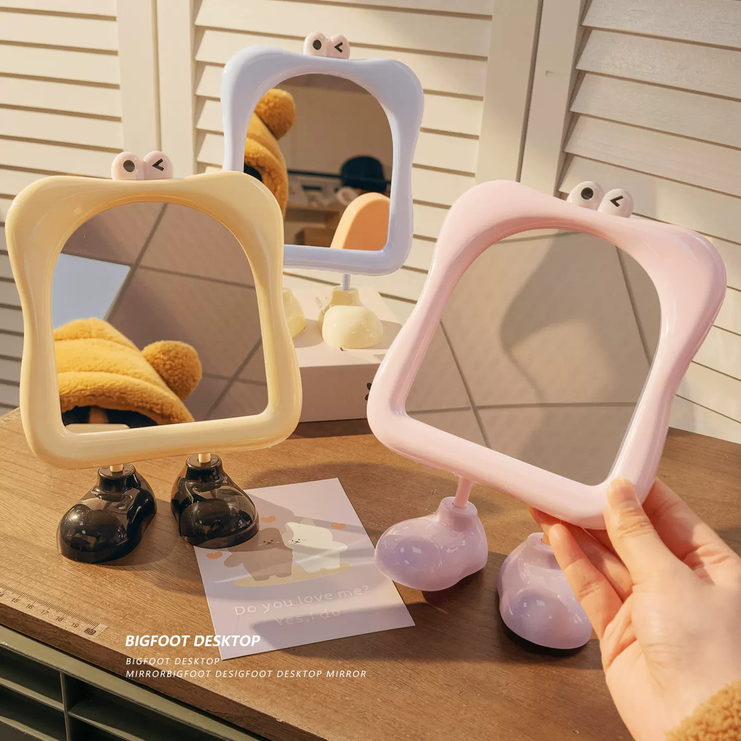 镜子ins卡通小脚丫化妆镜学生可爱桌面梳妆镜台式便携高颜值镜子