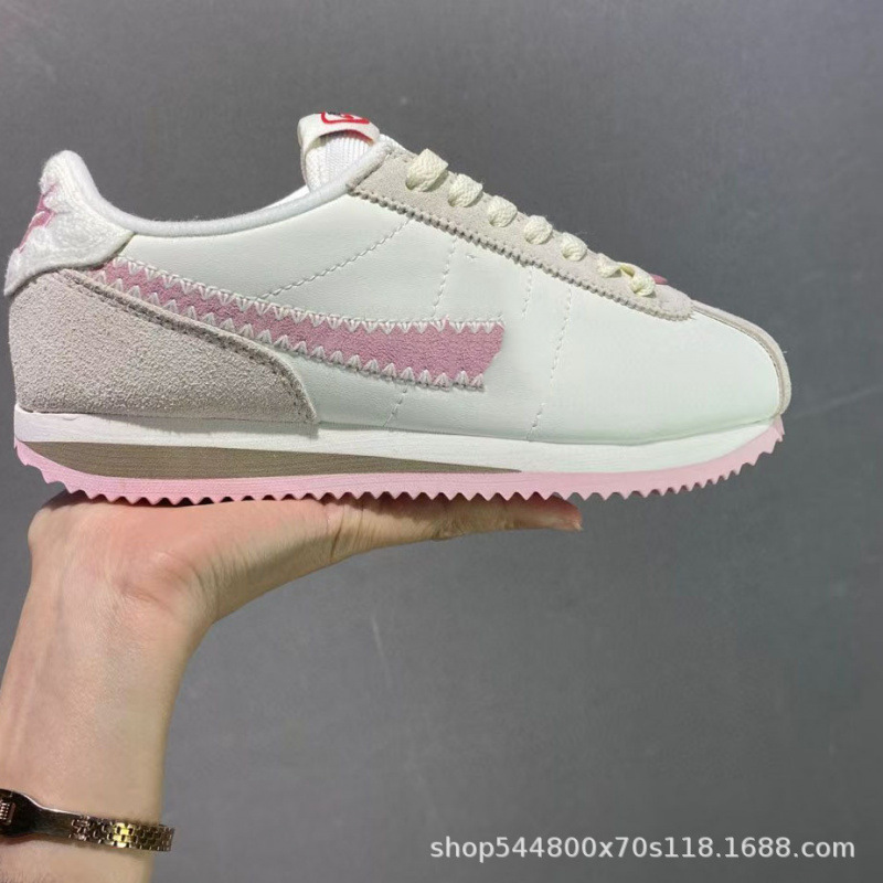 New Pink Classic Cortez Comfortable Women's Running Shoes in Cherry Blossom Pink Casual Running Shoes Sneakers