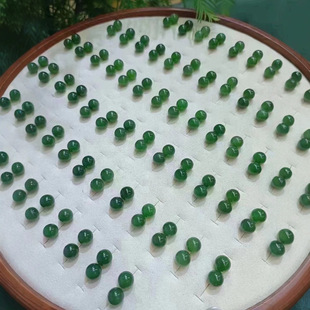 Jin Yutang Xinjiang Hetian Jade Boutique Jasper 18k Gold Inlaid Earrings with Good Color Spicy Green Spicy Green Quality