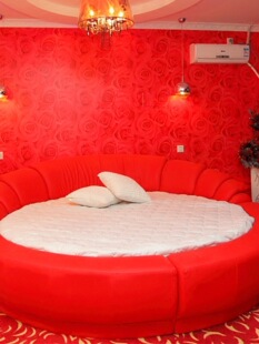 2025�¿������a�N�A���p������ˮ��늄Ӻ��AƤ�|��H�鴲�Wʽ��ľ