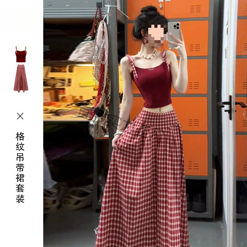 法式红色格纹吊带连衣裙女开春穿搭2025新款小个子背心长裙套装夏