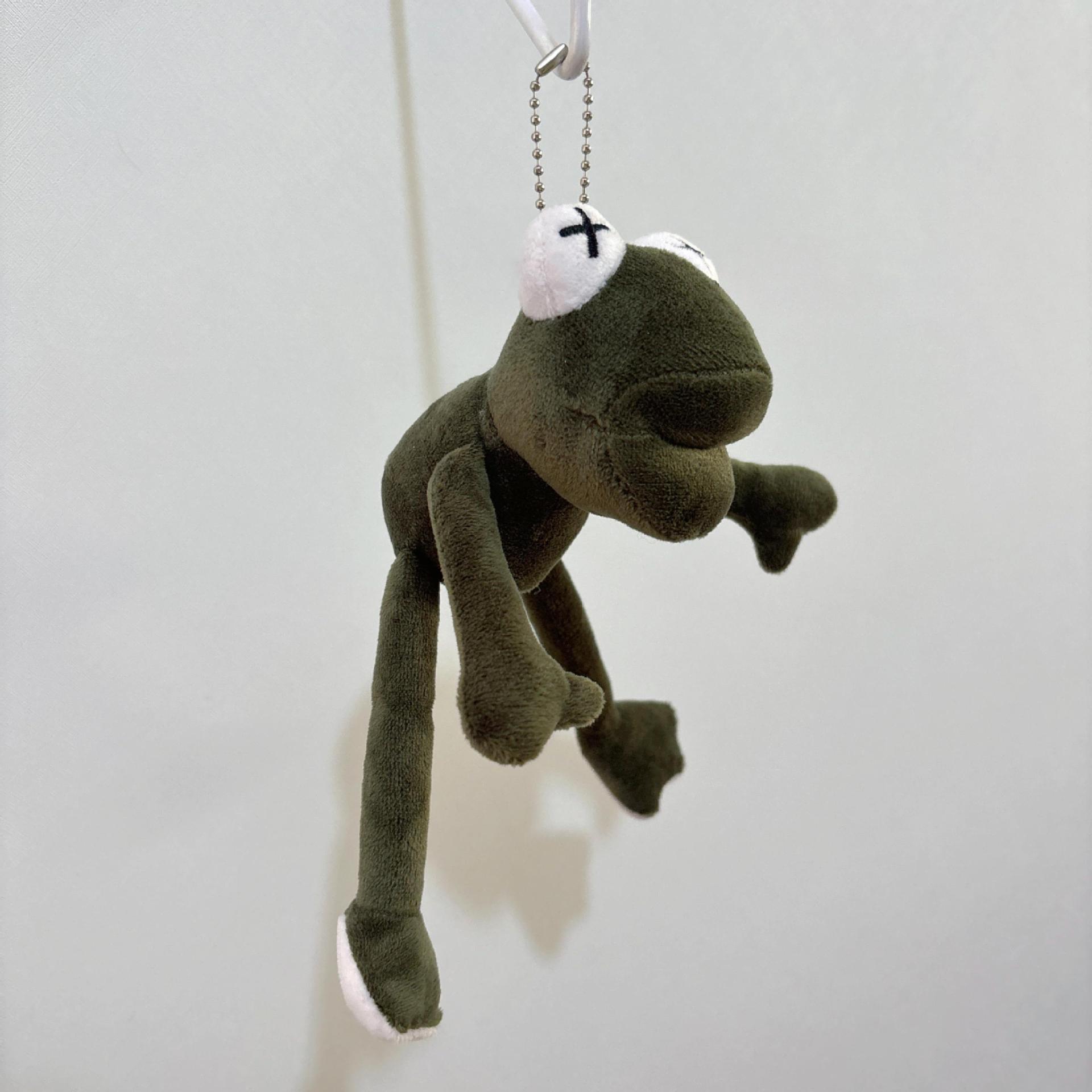 Cadena de cuentas de rana de patas largas verdes