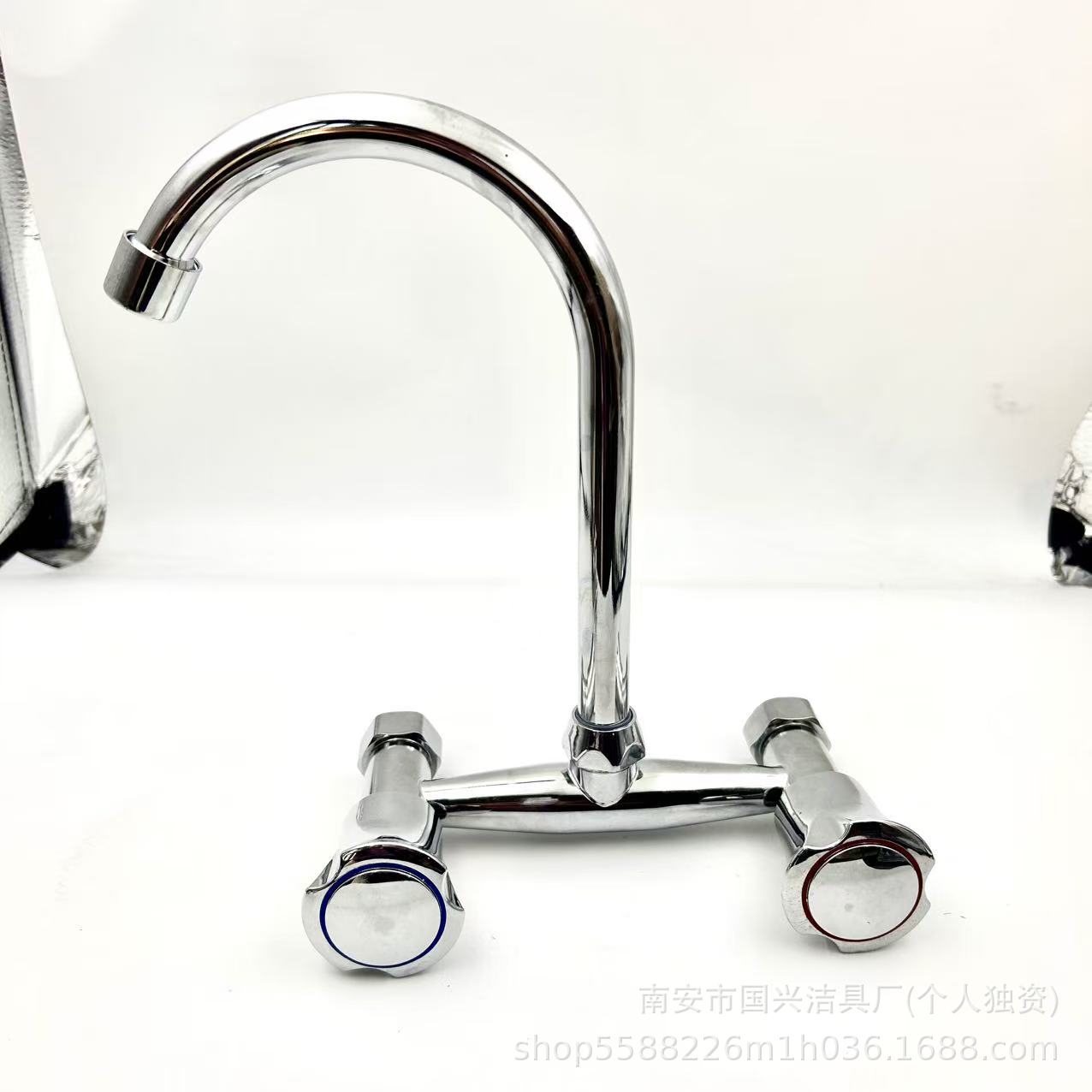 Grifo Mezclador de Cocina de Pared de Aleación de Zinc, Agua Fría y Caliente, Giratorio Universal, para Fregadero image 11
