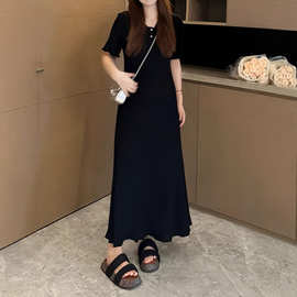 大码设计感Polo领气质短袖连衣裙女夏季胖mm掐腰显瘦黑色美裙子