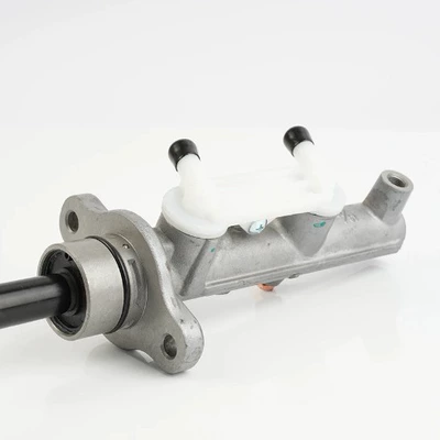 Brake master cylinder for TOYOTA Avensis
