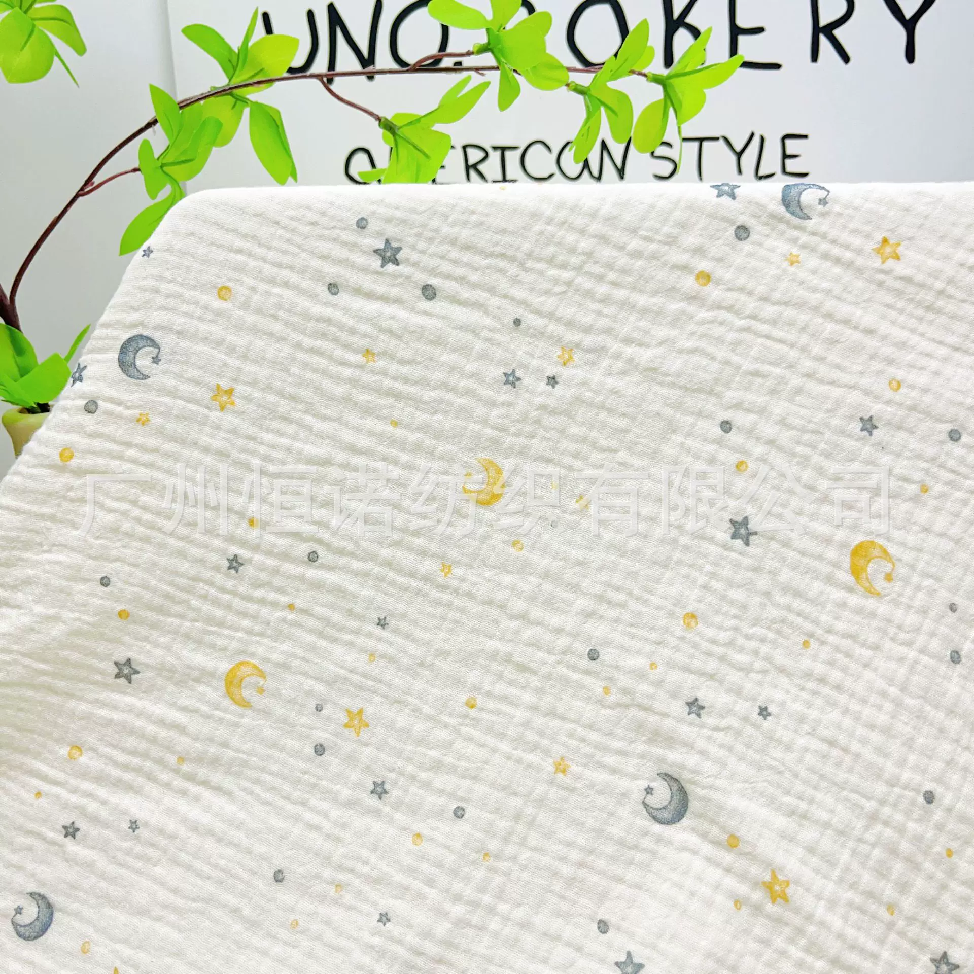 星星月亮卡通印花纱布 A类纯棉双层绉布面料 婴童服装床品面料