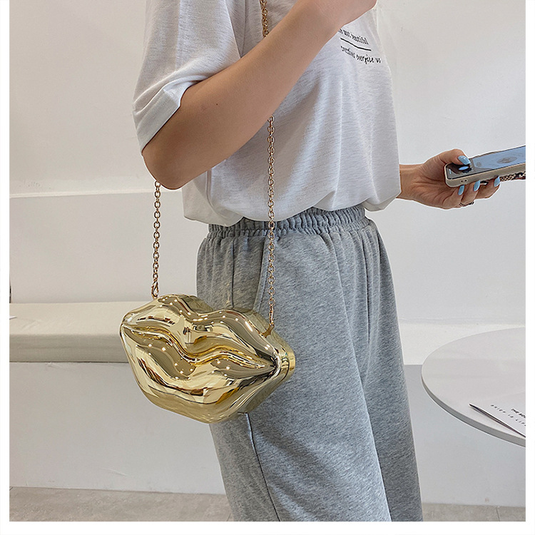 240g Weight Polyester Lining Material Buckle Closure Type Single Shoulder Strap Strap Type Pu Leather Material Solid Color Pattern Streetwear Style Square Shape Red, Gold, Silver, Champagne, Black Color Medium Size Medium Pu Leather Streetwear 61