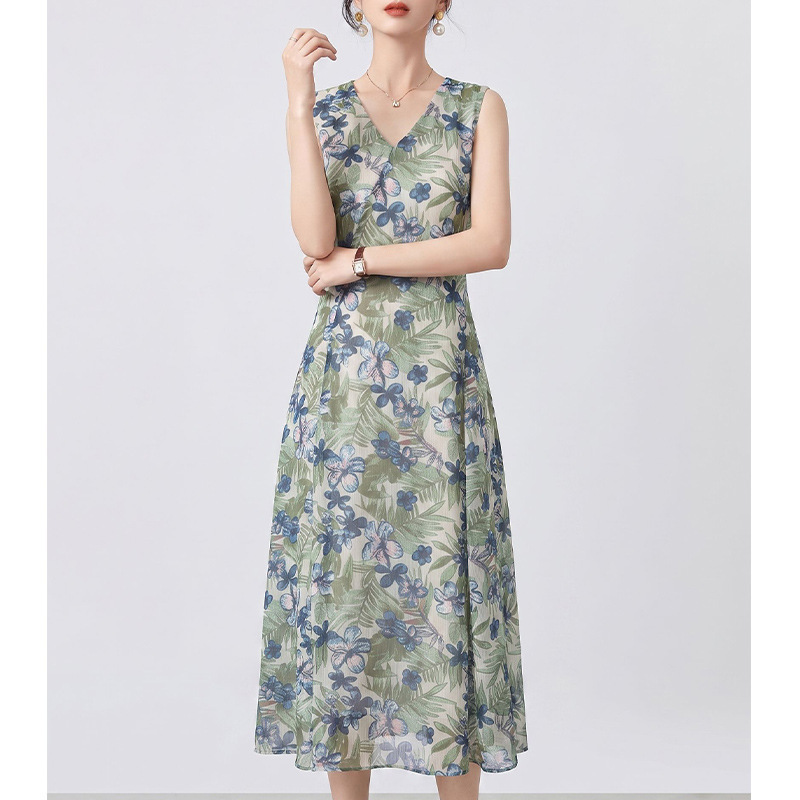 【Lang* Order】Beach Vacation Style Floral Dress for Women 2026 Summer New Slim-Fit Tank Top Mid-Length Dress