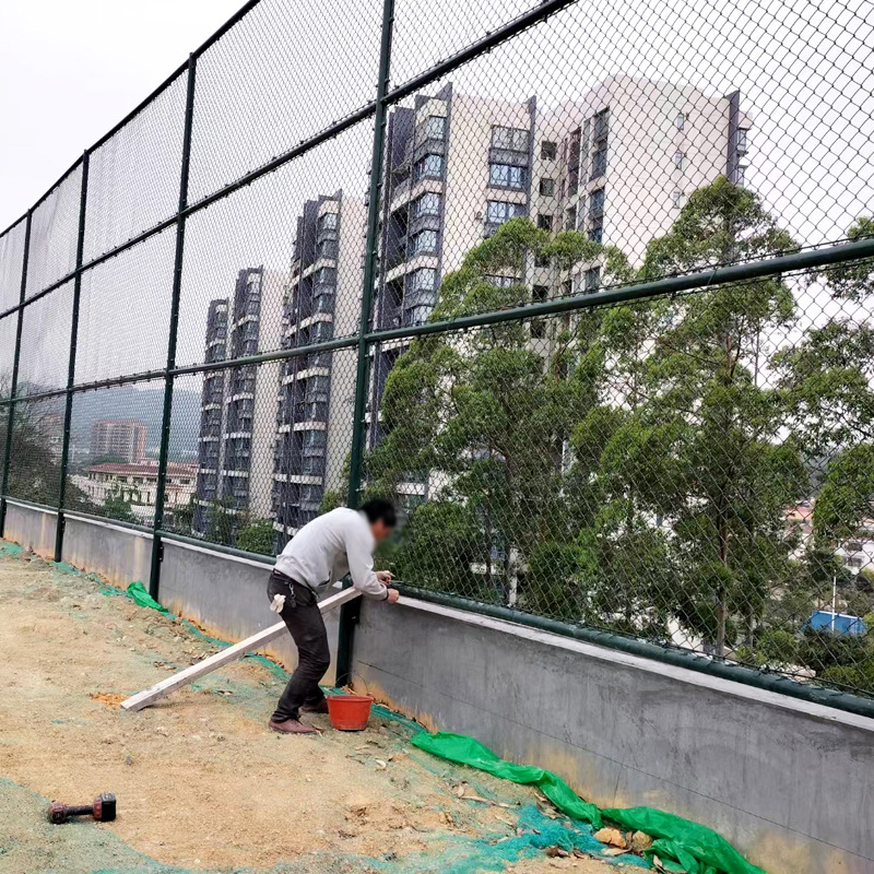 天台场地勾花网护栏足球场运动场蓝球场围栏学校楼顶防坠体育围网